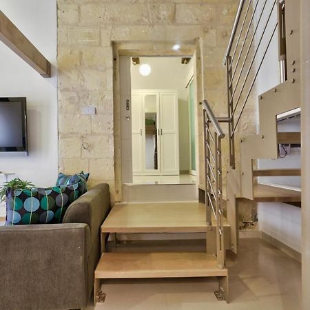 Charming Valletta 1 Bedroom Apartment Off Republic Street Sleeps 4 Εξωτερικό φωτογραφία