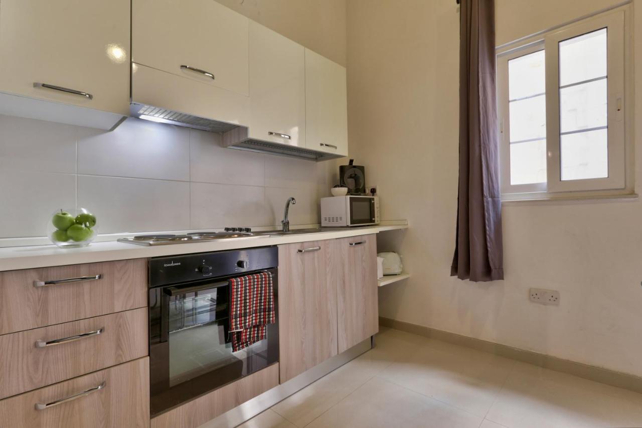 Charming Valletta 1 Bedroom Apartment Off Republic Street Sleeps 4 Εξωτερικό φωτογραφία